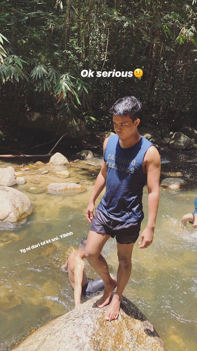 NikShariff92's tweet photo. Weekend well spent #sungaichiling https://t.co/bW5cIqeQPR