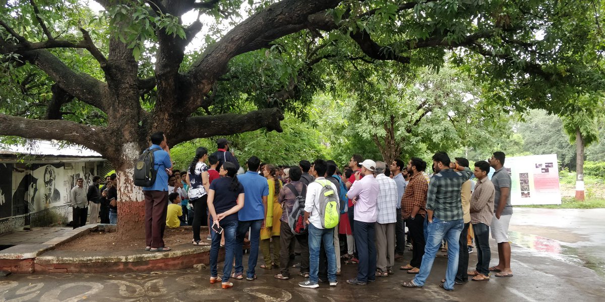 FTIIOfficial's tweet photo. #FTII staff taking the visitors through the campus. Our next batch starts at 2 pm. #FTIIOpenDay #Pune #Film #OpenDay https://t.co/3gF77V3sOx