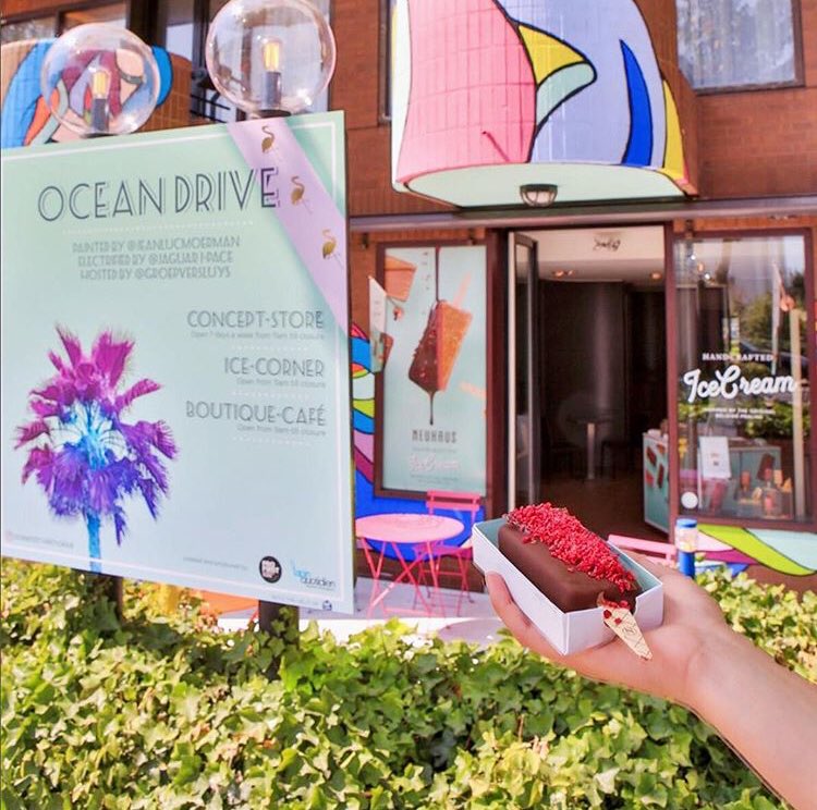 LapinQuotidien's tweet photo. This Summer, we have created an amazing project, called Ocean Drive by Groep Versluys. Powered by Jaguar, painted by Jean-Luc Moerman, iced by Neuhaus. Hope to see you there soon! #mykh #profirst #eventprofs #marketing #eventmarketing https://t.co/GMSTIcM0tb