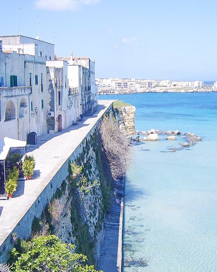viaggiarepuglia's tweet photo. Affacciata sull' Adriatico eccoci nell' incantevole Otranto.

#WeAreinPuglia 
📷 Instagram@ fmr_travelblog https://t.co/17Jx4xYUGs