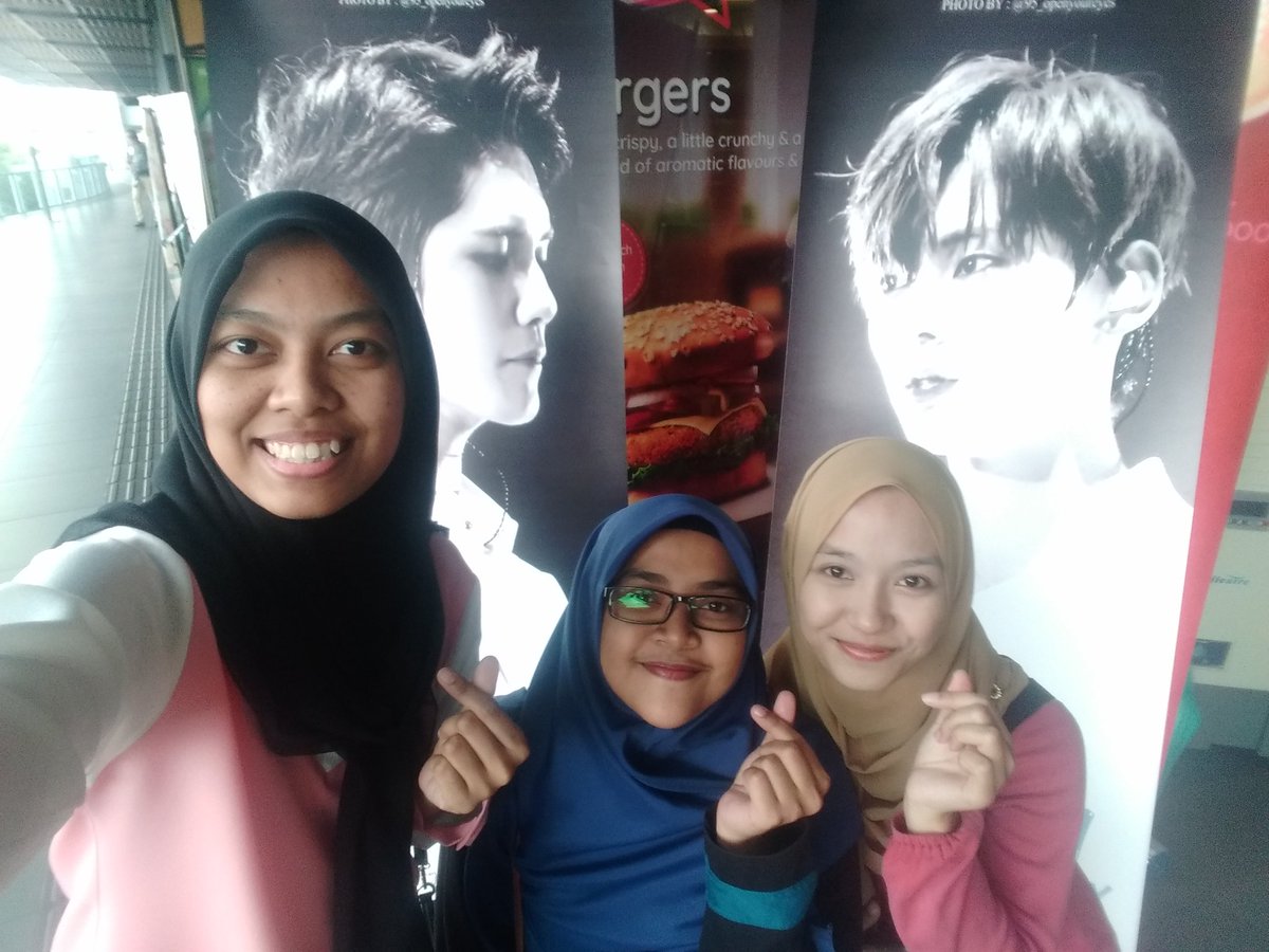nhs_bunga's tweet photo. This was yesterday, thank you for the organizer, the event was nice 😊 happy birthday to our August princes 💞 #perfect24onghwang https://t.co/UBkuqTgZd4