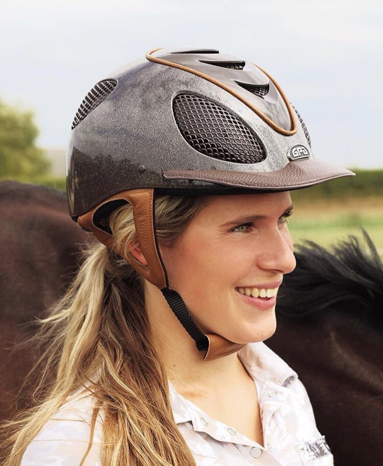 kimmschmid's tweet photo. #beauty @GPA_helmets https://t.co/YuJVQFqJk0