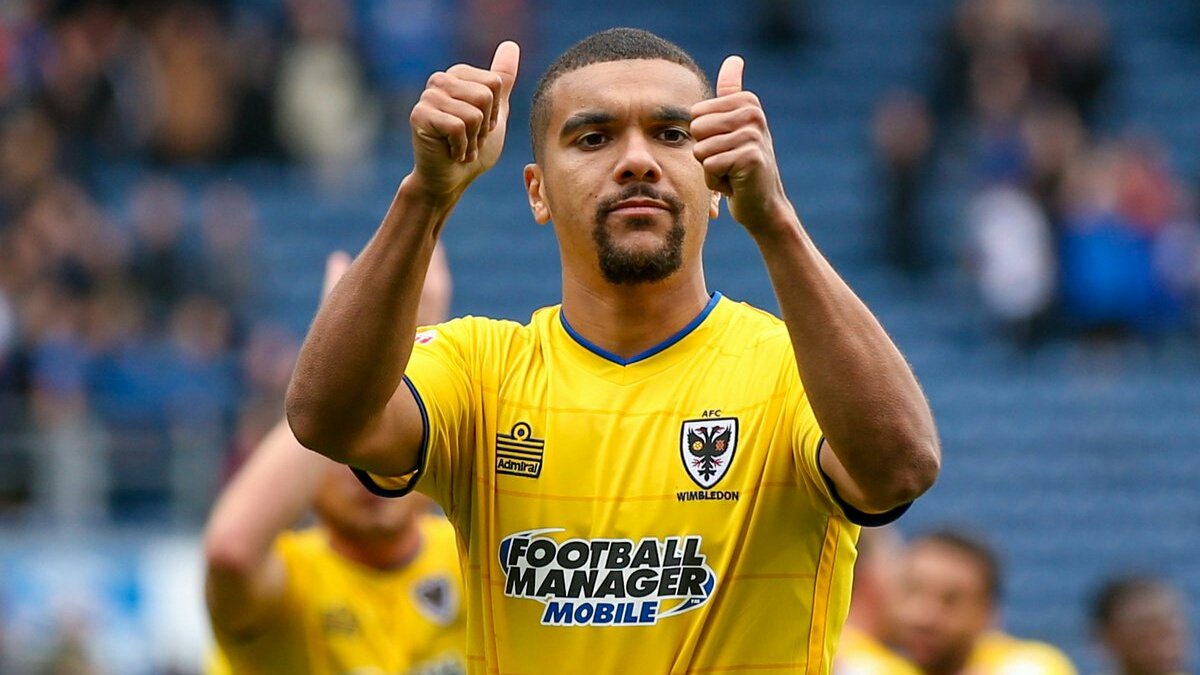 AFCWimbledon's tweet photo. 📷 Happy Birthday Kwes! #AFCW 🎂 https://t.co/vGszc4IY74