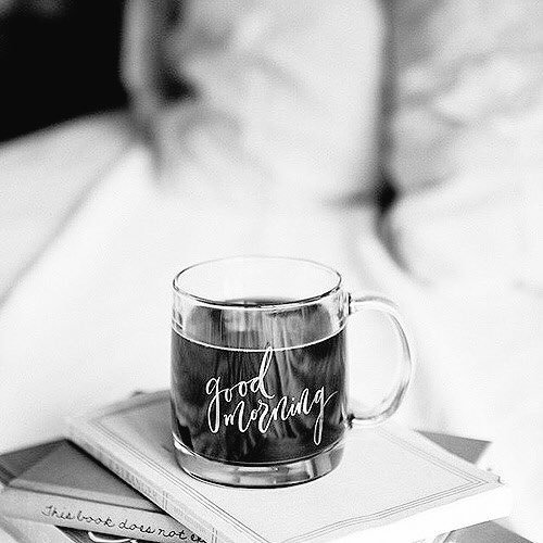 snoes1977's tweet photo. Good morning Tweeties, waiting for my boy 2 come home after 3 weeks with his dad. But first tea!! #impatientlywaiting #almostcompleet #reunited #firsttea https://t.co/Q3MzRRg5qw