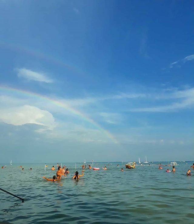 viby_balaton's tweet photo. Regrann from @gbrll77 - #doublerainbow #balaton #alsoors #strand #best #likeforlikes #balatonpic #balatontimes #szivarvany #rain #warm #like4likes #followforfollow #instapic @smugmeal & @nr86hu & https://t.co/lL4FAFpoyr - #regrann https://t.co/NsvqxwYLtU https://t.co/IJBmafIw96