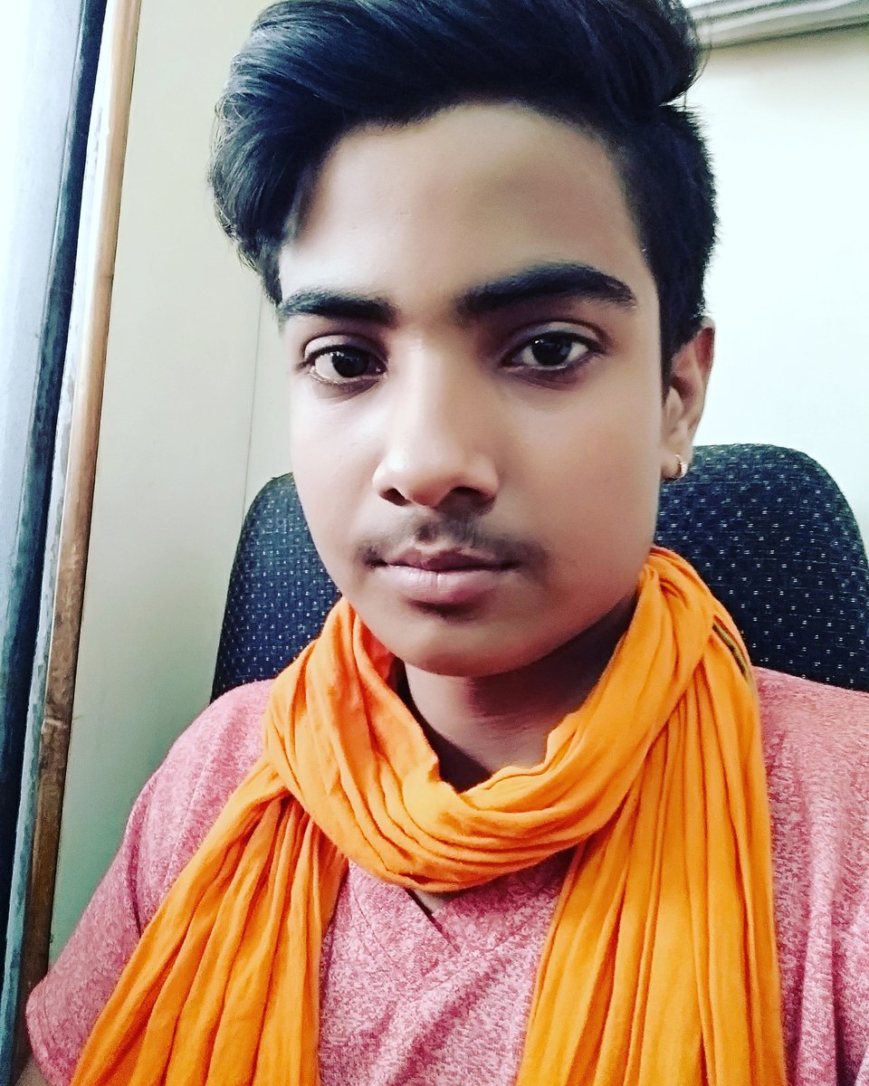 Hiteshjaswan's tweet photo. कुछ नशा हे "🚩" की आन का,
कुछ नशा हे #मातृभूमि की शान का,
लहरा देंगे #भगवा पुरे #भारत में
क्योकि🚩
नशा #श्री_राम 🚩के सम्मान का
जय माँ भारती🇮🇳 https://t.co/oMZlbgLENv