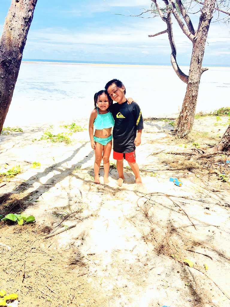 JenniseAnn's tweet photo. 👧🏻👦🏻Life’s beautiful w/ them. #mybabies #GU🌴🌊 #missingMar https://t.co/RhVJXnidgs