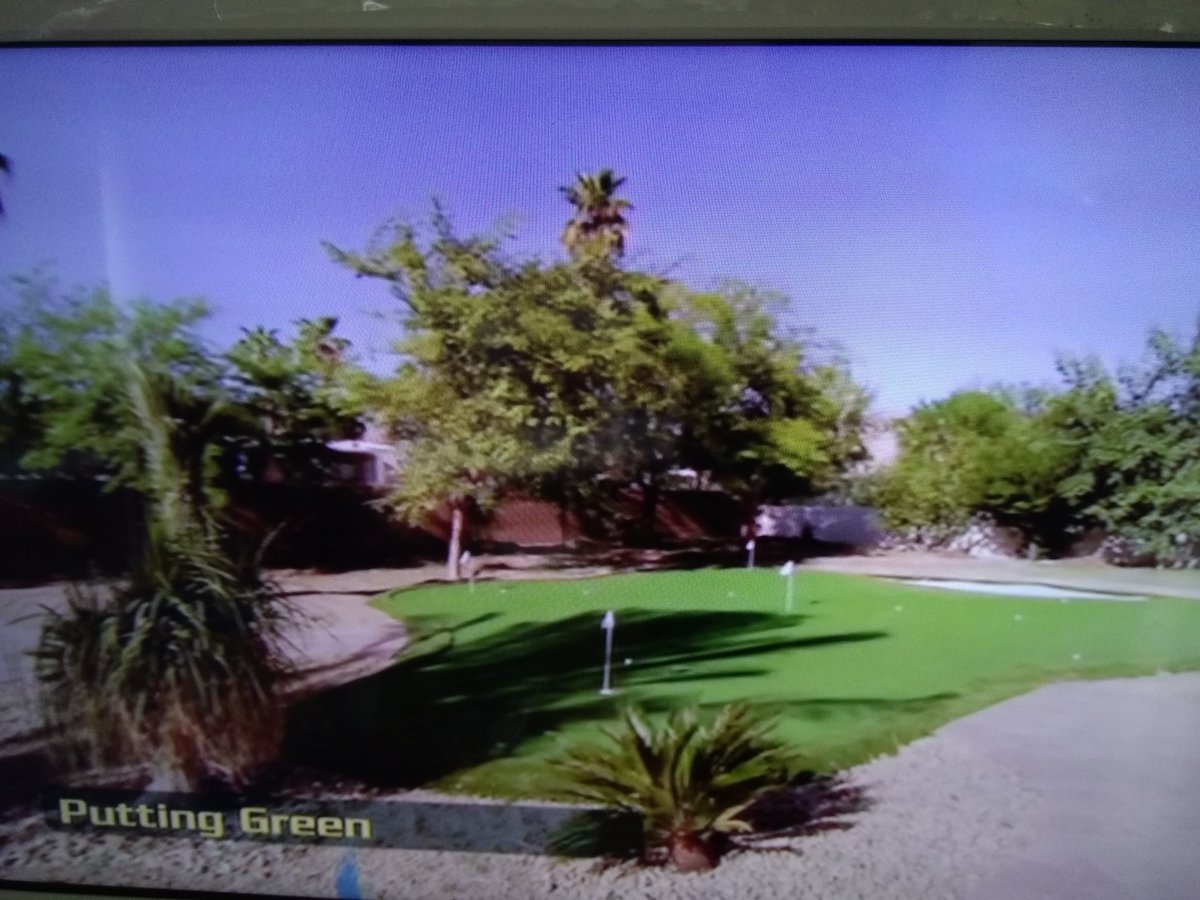 repolete's tweet image. Luces led, churrasqueiro para facer a romeria de santa Minia, campo de golf, gruta jacuzzi e aqua park, ter cartos é unha desfeita #PoolKings