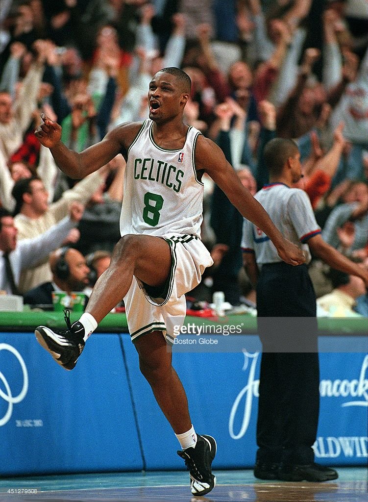 Happy birthday Antoine Walker! 