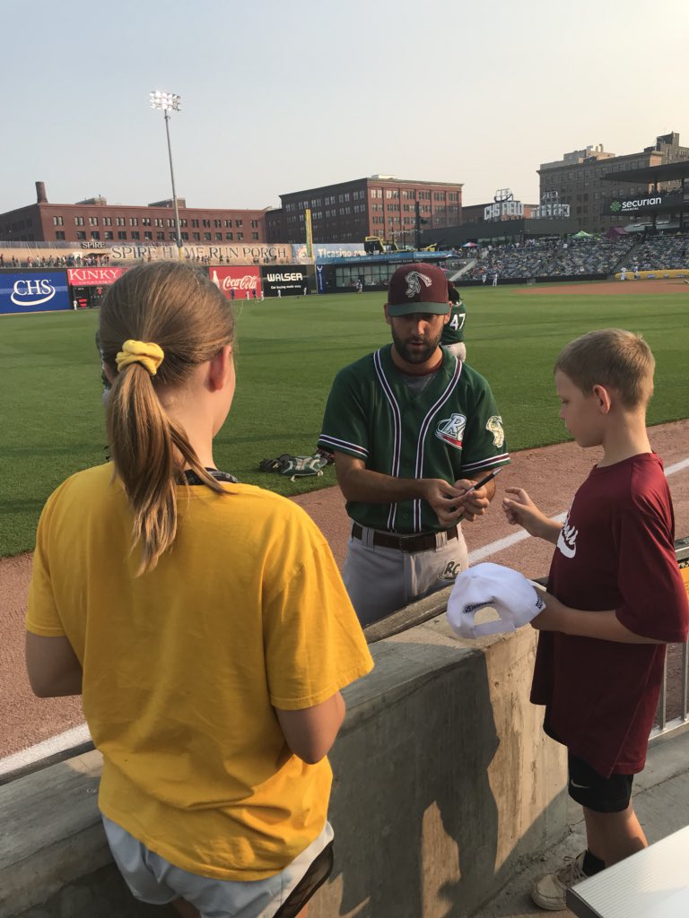 DrenFan's tweet photo. The kids were excited to get an autograph from a member of the @railcats at @CHSFieldStPaul last night. They didn’t care that he was the pitching coach. He saw them and came over with a smile while his battery was stretching. Afterwords he did say, “Now don’t boo us tonight.” 😀 https://t.co/b98eS1nIHV