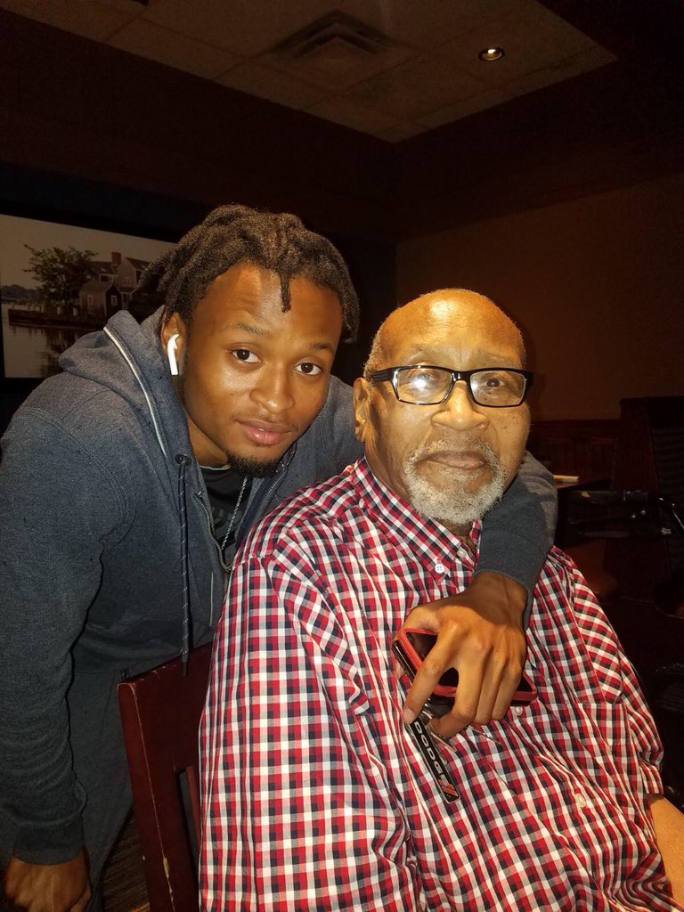 Gykean__'s tweet photo. Happy Birthday Daddy-Yo Transformed My Life In So Many Ways You Don’t Even Understand. That’s Why I Get Up Everyday &amp; Chase The Bag Cause You Need Me As Much As I Need You! #Big86 https://t.co/q5nqohOlTB