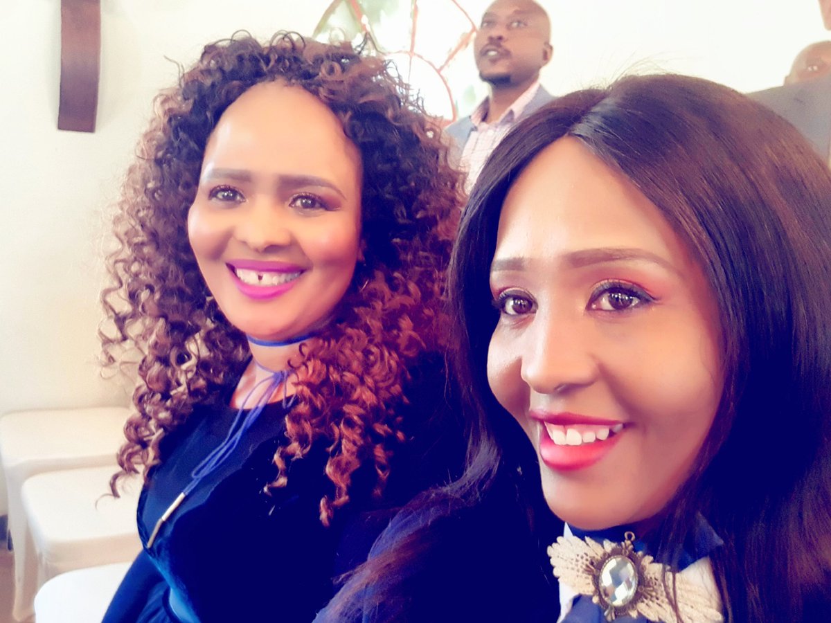 duduWagaG's tweet photo. #Womandla #Ootd #Styledbymom &amp;  #DuduPoshArt  #MotherandDaughter #wedding #Slayingthefix #Skydivahair #Fashion #Winterfashion https://t.co/XEugvyMGtp