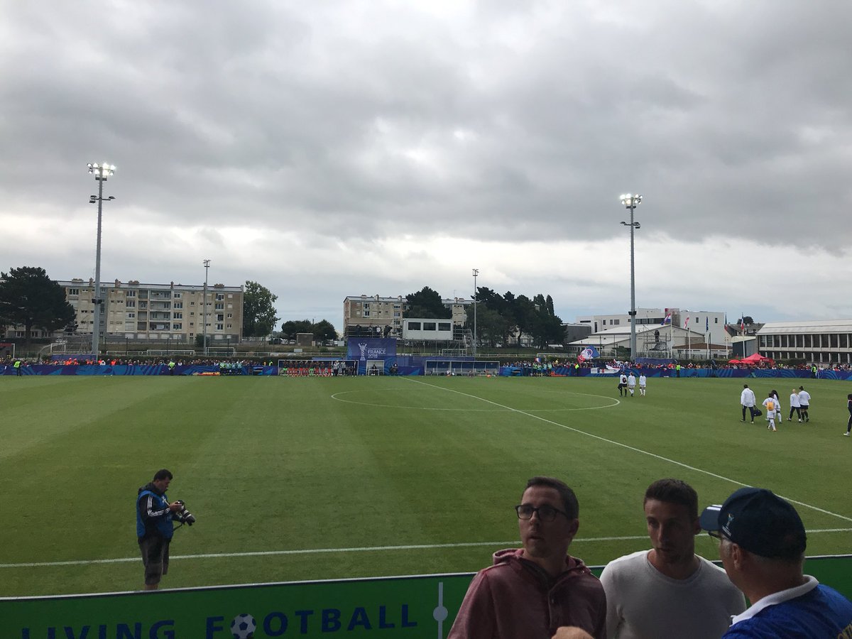 Jacobs1983Teun's tweet image. We gaan starten! Nederland U20 - Frankrijk U20 #presteren #ontwikkelen