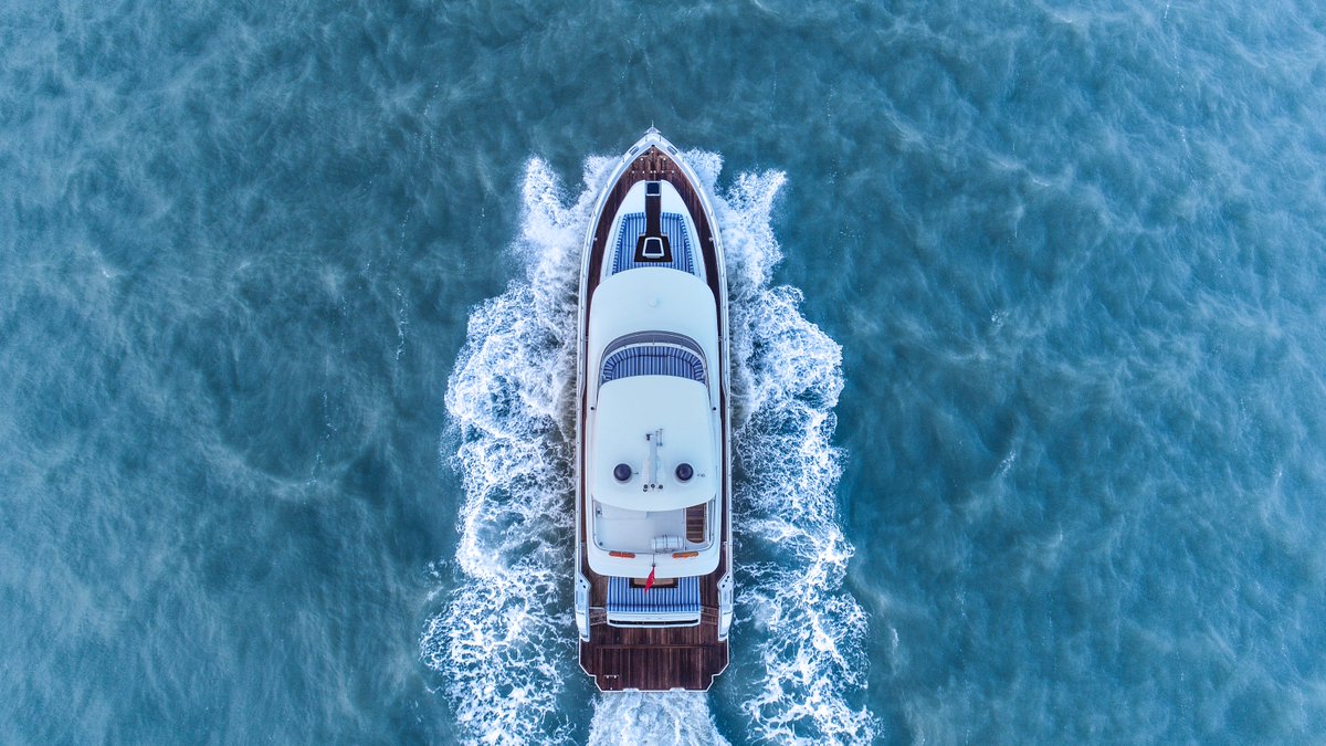 Heysea_Yachts's tweet photo. The Zoom 58(17.6m), the large volume yacht designed for extended cruising with comfort and entertaining firmly in mind.
#yacht #yahting #yachtlife #superyacht #megayacht #yachtdesign #yachtbuilding #china #asteria82 #asteria #heysea #heyseayachts #superyachtlife #yachtinglife https://t.co/lyxTBDcgaY