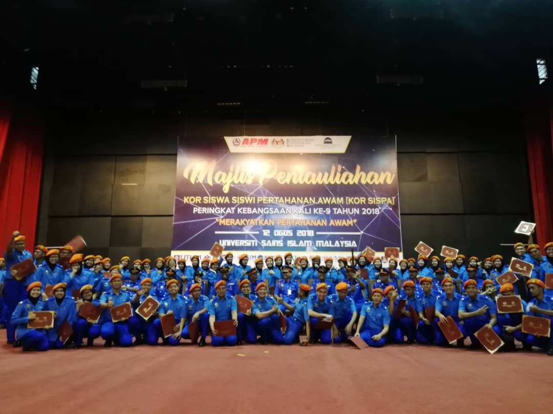 sispaump's tweet photo. Tahniah buat Warga KOR SISPA UMP yg terlibat dalam pentauliahan ini dan Tahniah pada USIM tuk pentauliahan kali ini. Moga pegawai baru KOR SISPA UMP akan lebih berdedikasi dan menharumkan nama pasukan dan UMP. Tahniah Tuan dan Puan. #LeftenanMudaPertahananAwam #KOMPENI4 #KOMPENI3 https://t.co/DxxiuoGOAW