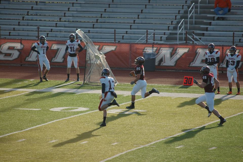 gate6912's tweet image. 20 days until @ColgateFB kicks off their campaign for a 10th Pat. League Title! Do your part and join the Maroon Council! #TeamColgate #ColgateEntry
colgate.edu/alumni/giving-…