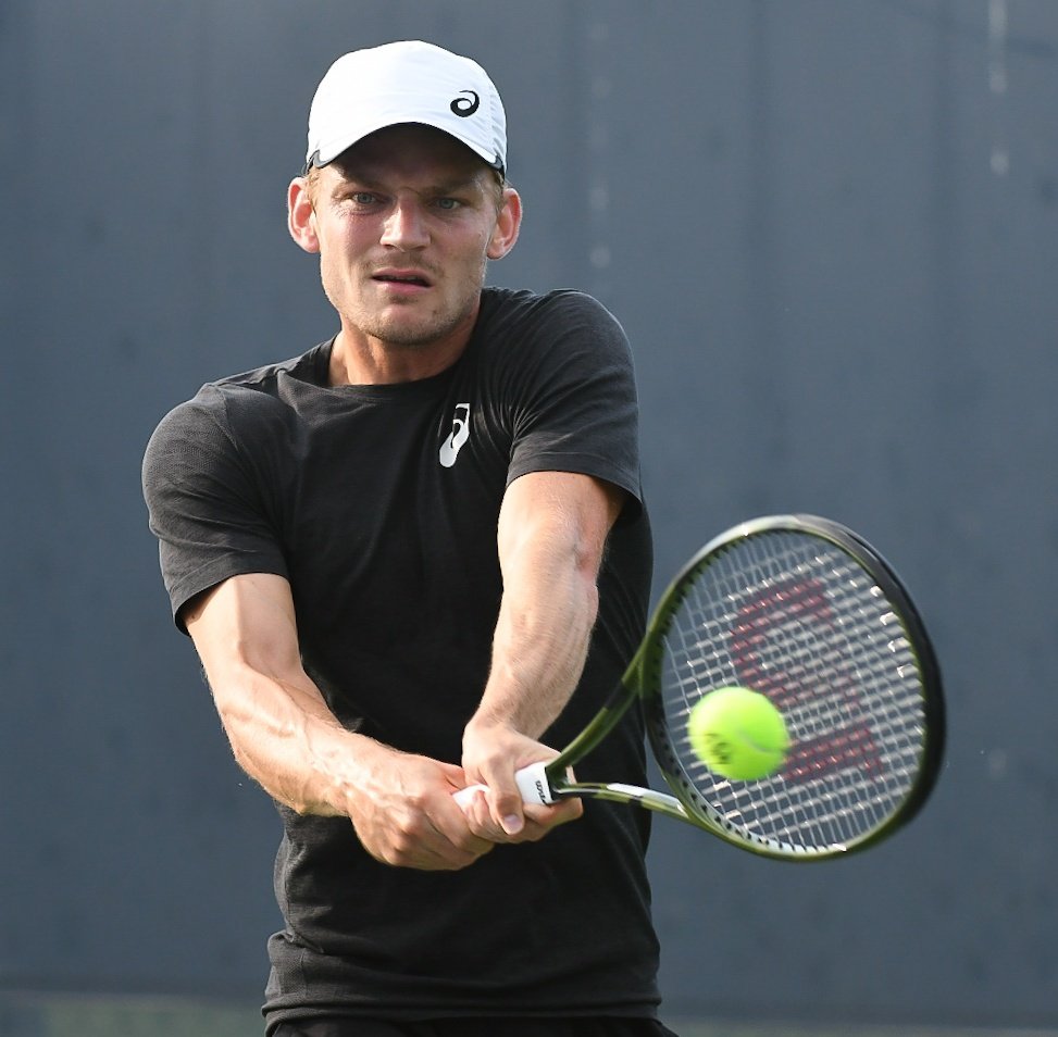 CCSMOOTH13's tweet photo. David Goffin practicing yesterday afternoon at the @CincyTennis. https://t.co/Q49HrFO5zo