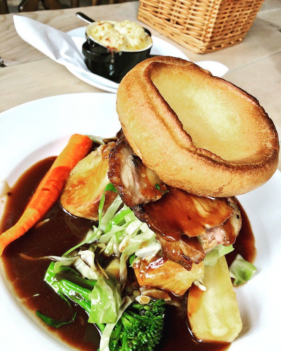 After a long week will be looking forward to tucking into this!
 #sundayroast
