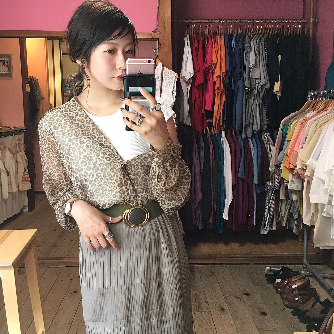 spia_s___ae's tweet photo. new 🐆🐆🐆
【 レオパード item 】
.
.
この秋イチオシの
レオパード 柄です ♡♡
今回はシャツとスカート！
お洒落さん必見です♥️
.
#spia #中崎町 #レディース https://t.co/lUTCBK6dWi