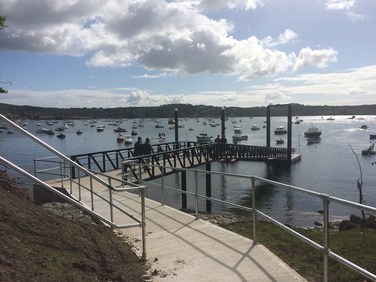 OSullivanJennie's tweet photo. 600,000 euro new public pontoon officially opened today in #Schull west #Cork. @rtenews - already a bit hit with sailors during last weekโs #CalvesWeek #Regatta https://t.co/Hg4jDnhfiH