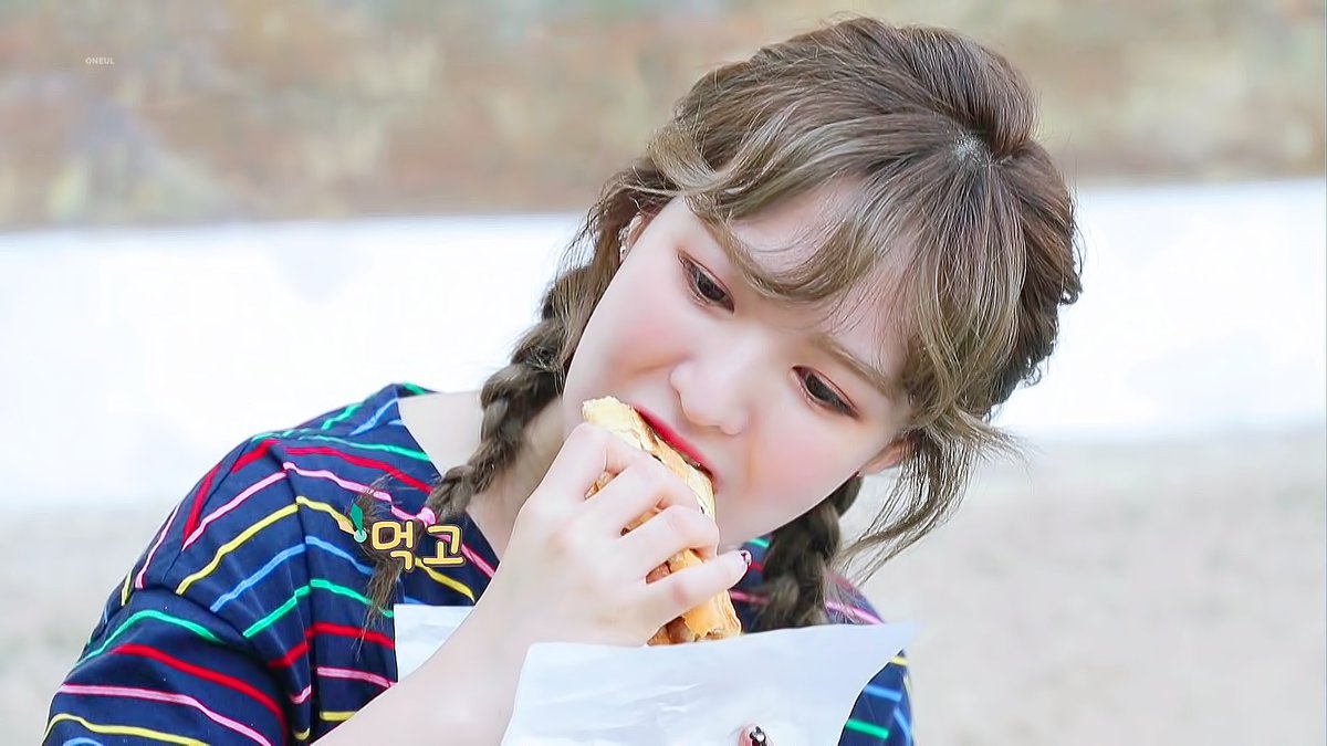 Oneul221's tweet image. 180811 배틀트립 #웬디 #wendy
bit.ly/2OreDKi
bit.ly/2vEFXxN
bit.ly/2P3DJ3d
bit.ly/2OylT7t
