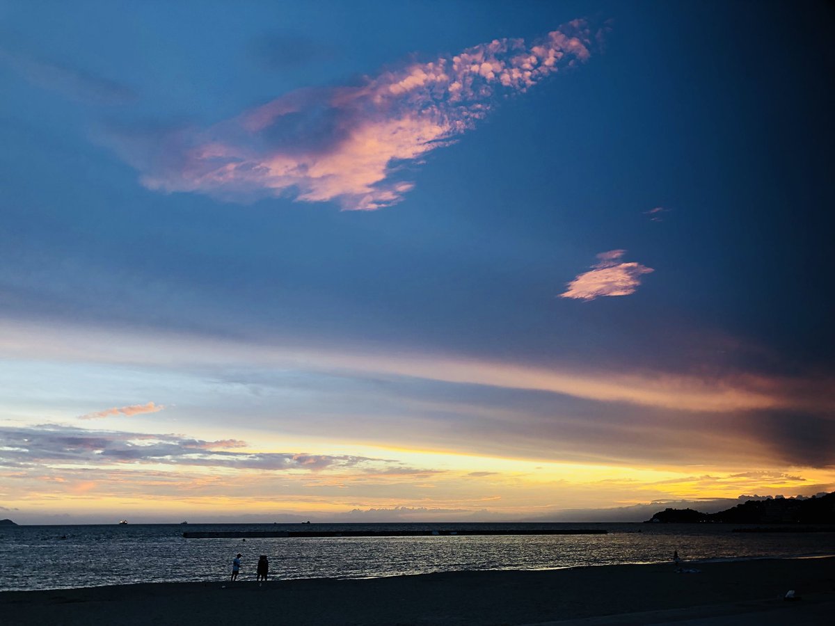 KISHU ROCK IMPACTありがとうございました！✨

ROCKにメロコアに…洋楽邦楽問わず様々セレクトしました！私のDJはお気に召して頂けましたかね…??

これからも色んなところでDJをする機会があるので、spongy・♯nowplayと共にDJ ばろんをよろしくお願いします！

写真は韻シストBANDのTAKUさんと💕