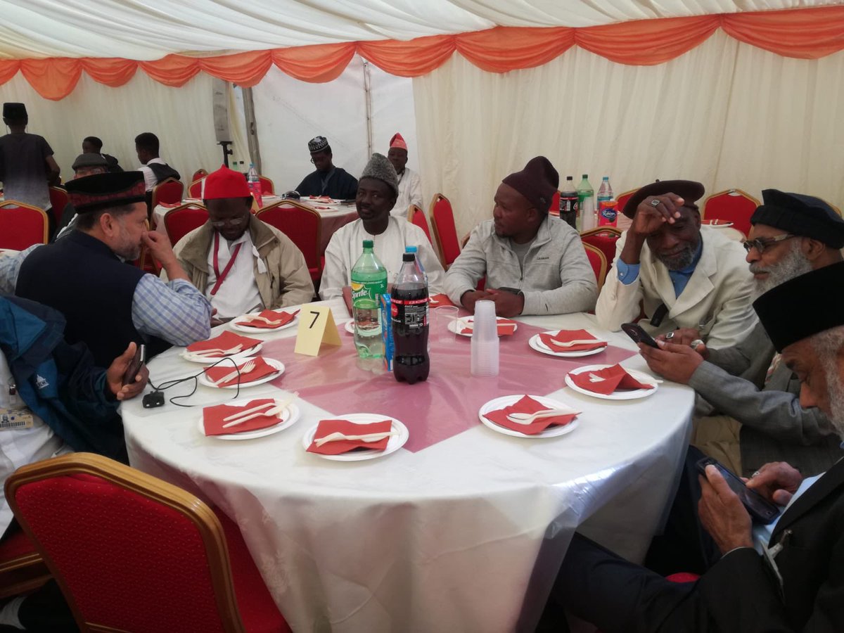 PAAMA_UK's tweet photo. #PAAMA UK happy to welcome guests to the PAAMA UK #Jalsa Salana Reception &amp; Merit Awards event today in #Fazl Mosque, Southfields, London. https://t.co/IOr977sKsj