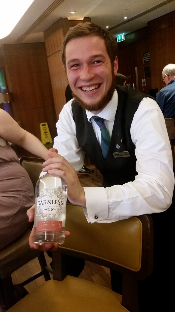 LorimerPam's tweet photo. Had the best time learning about some amazing gins with Florian in Edinburgh yesterday! Only I could go and leave my personal bottle in the taxi on the way home though! I am devestated! If you are looking for a fun afternoon then check it out! #edinburgh #onesquaregin
@OneSq https://t.co/ln8UuwddYa