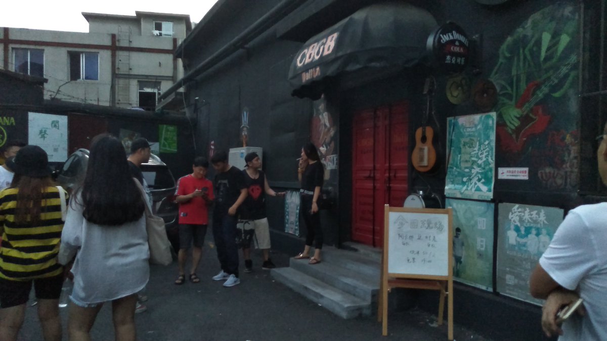 SolarThings's tweet photo. https://t.co/EstNOlCPu1
I discovered the local underground #RockAndRoll scene in #Dalian #China.  Very impressive and made me like I was back home in #Canada .  Check it out on #Steemit Great skills in Chinese and English. https://t.co/gYc1fEgqBS