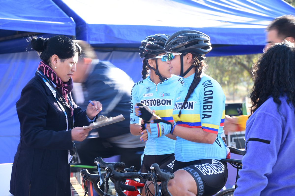 Todo listo para iniciar con la fiesta del ciclismo en el Panamericano Juvenil de Ruta - Cochabamba, donde participarán 75 pedalistas de 12 países 🚴‍♀️🚴‍♂️🥇🏆
¡Sé parte de este evento internacional y apoya a nuestros campeones! 
Lugar: Circuito Bolivia de la Laguna Alalay.