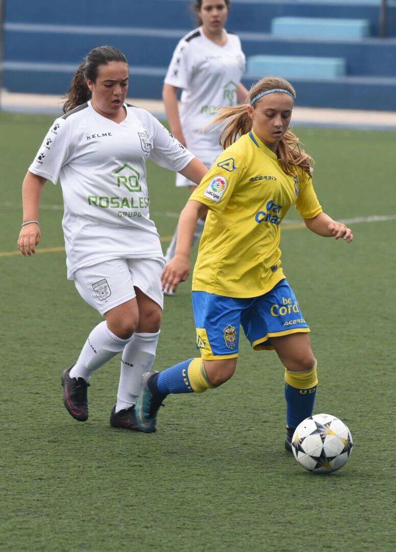 TrofeoTeide's tweet photo. 🏆 Ya tenemos  3 y 4 clasificado en el United IFF Teide Edition, Trofeo Teide Markomilk en categoría femenina.
✅ Tercero el EUD Las Palmas LLamoro que ganó al UD Orotava 
✅ Cuarto UD Orotava 
Final del partido UD Orotava 2 - EUD Las Palmas LLamoro 6
Fotos: Moisés Pérez https://t.co/09cGCmKjRU