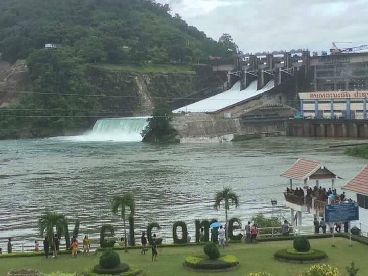 ผลการค้นหารูปภาพสำหรับ เขื่อนไฟฟ้าในลาว