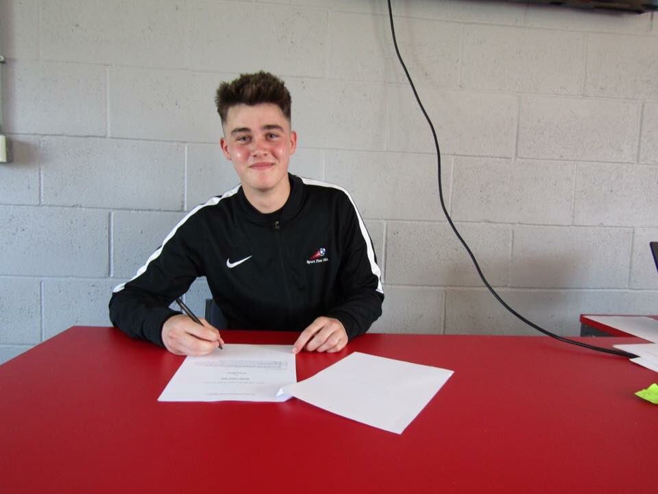 SportFirstUSA's tweet image. #GameDay ⚽️🇺🇸 Good luck to our athletes Joshua Pinto Pearce Martin Karl Molloy today for their first Pre Season Game representing @TSJCATHLETICS | Here’s a throwback to when they first committed to going to the USA! 

sportfirstusa.co.uk