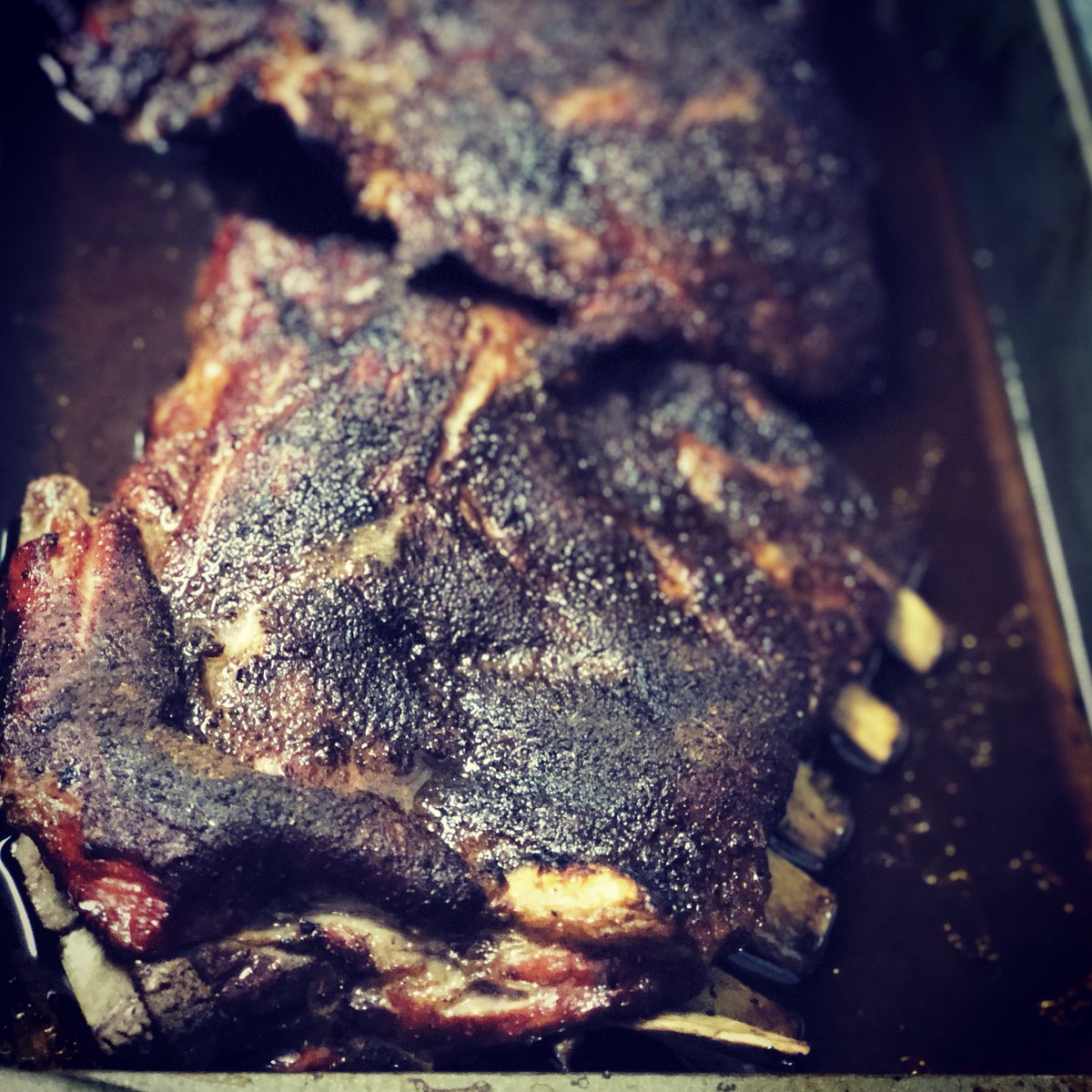 smokesomemeat's tweet photo. Made some of the best ribs yet last night. Would love to hear your thoughts on the methodology! 
.
.
.
#smokesomemeat #smokedmeat #bbq #barbecue #smokingmeat #foodphoto #foodblog #foodphotography #foodblogger #recipe #recipes #instafood #dinner #yum #meat #family #foodporn #Ribs https://t.co/LNw9KGYOgw