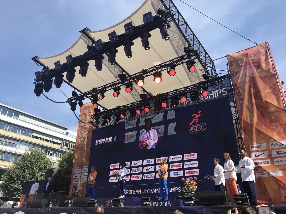 MarkHeelis's tweet photo. Great to see double European Champion @dinaashersmith collect her 200m🥇at the @Euro_Champs today 👏🏻 https://t.co/xEGsxLW3HW