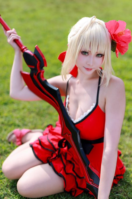 コスプレイヤーすみれおじさん(紫花菫)のTwitter画像42