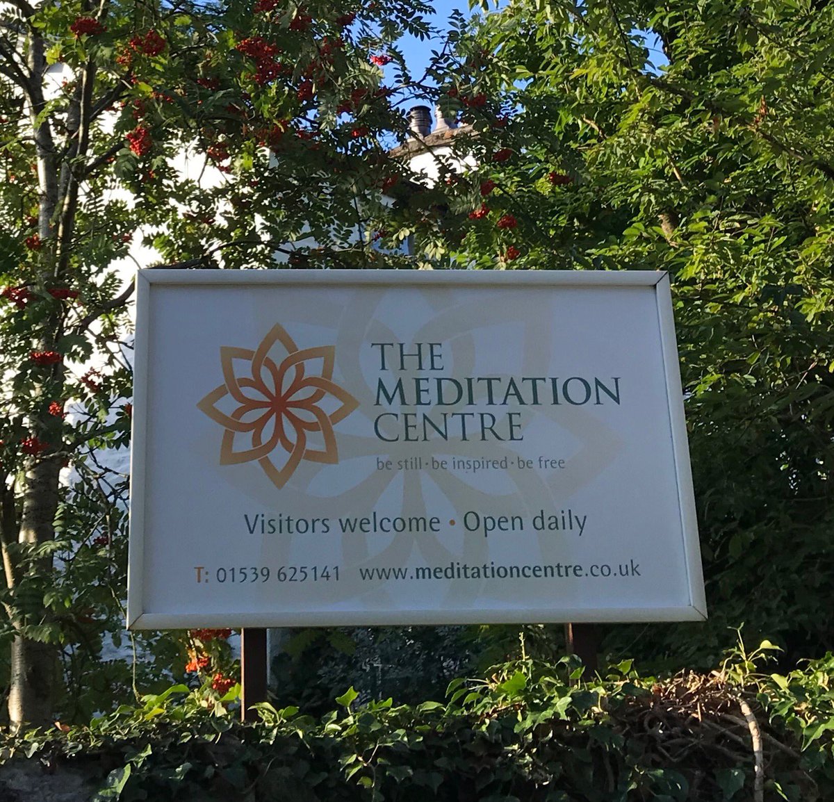 This weekend I experienced a wonderful #Iyengar #yoga retreat with Richard and Kirsten Agar-Ward at the Meditation Centre in Dent in the beautiful Yorkshire Dales. Their deep knowledge and experience of #Iyengar #yoga is inspiring.