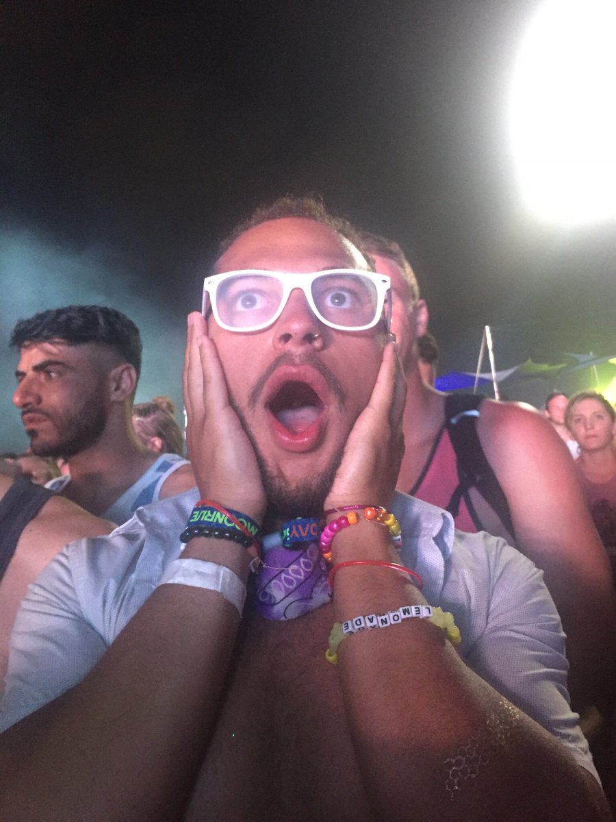 RachelStroup's tweet photo. When you see a fine ass festival booty https://t.co/EajiOEKWXv