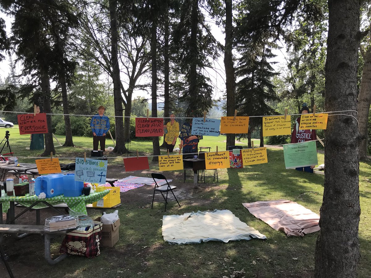 bronwentucker's tweet photo. The launch for #peopleonthepath is finally here! We’re telling the story of what climate justice would look like in Alberta. (And psst @RachelNotley, @JustinTrudeau, it definitely doesn’t include the Trans Mountain pipeline!) #stopkm https://t.co/YLPvvBsAam