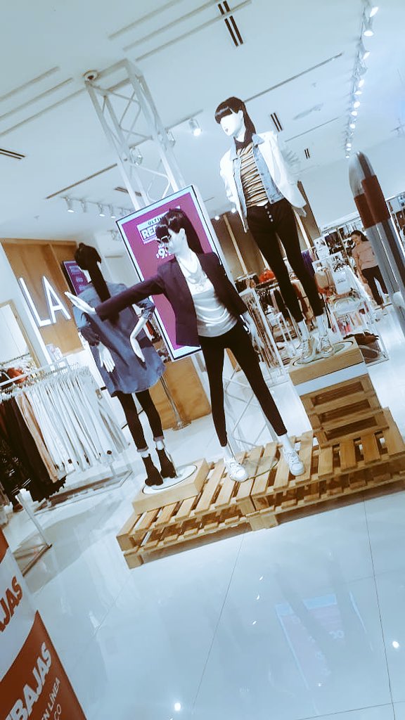 ClaudiaDuke's tweet image. Me faltaron cositas por mostrarles de la #DiverFerja. Mañana vuelvo @DiverplazaCC. Porque el shopping nunca tendrá fin 😅🙈. #ELA #StudioF