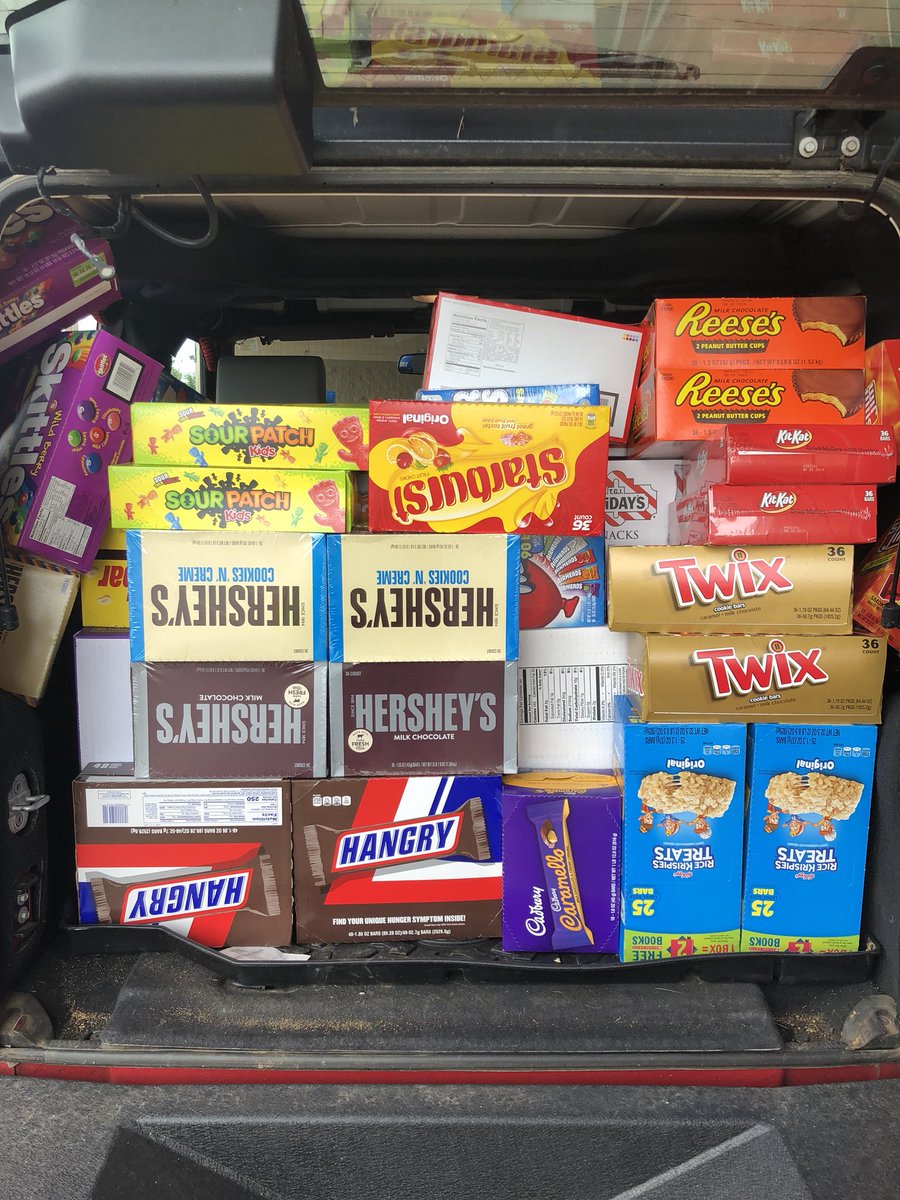Hope y’all are hungry! #breakstore #loadeddown