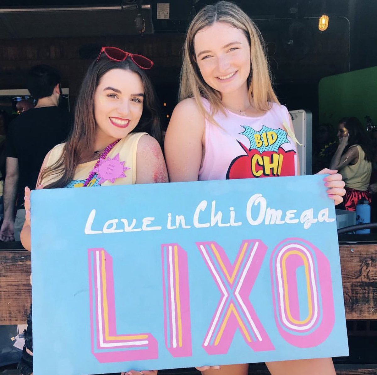 arizonachiomega's tweet photo. WELCOME HOME PC’18 🗯🔲 We love you all so much already 💖 #LIXO https://t.co/99dkTgiKrd