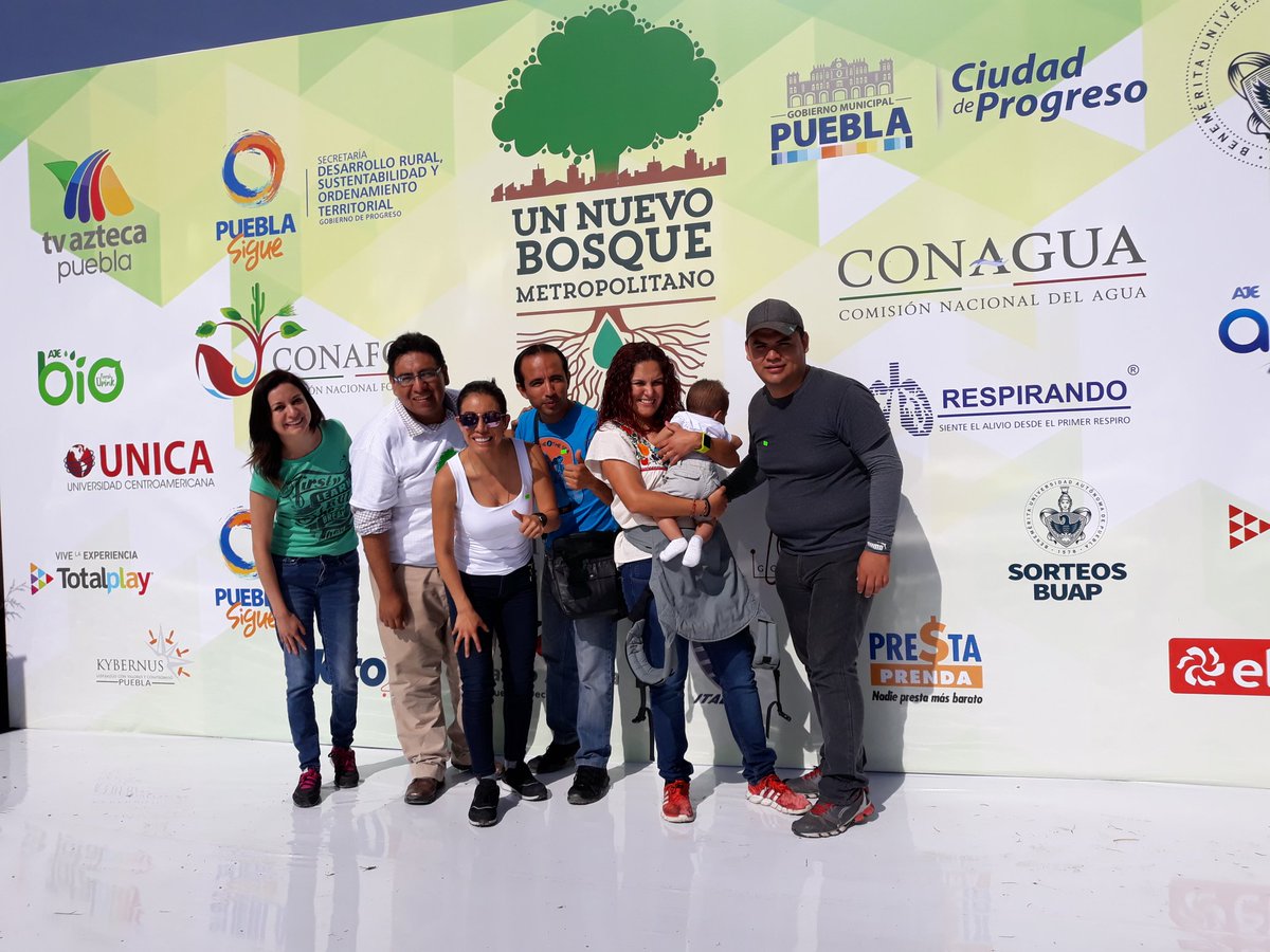 KybernusPuebla's tweet photo. En conjunto con diversos actores,  @gruposalinas y la @CONAFOR impulsaron el movimiento a favor de #UnNuevoBosque y nuestras líderes y nuestros líderes #Kybenus colaboraron en la campaña de reforestación más grande de México, #UnNuevoBosque!
#SoyKybernus
#TuLiderazgoImporta https://t.co/tK7HofJUZ3