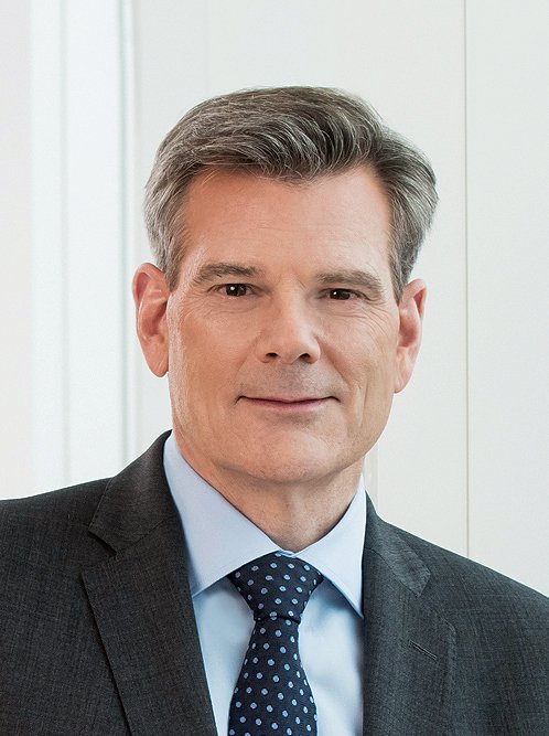 Top 10 most read interview of 2018: Top 🇨🇦business leader &amp; <a href="/ExportDevCanada/">EDC</a> CEO Benoit Daignault says "In 2000, around 90% of our merchandise exports went to the US. Now, it is around 70%": ow.ly/7jG630kceJ8  #Trade #FutureEconomyCanada