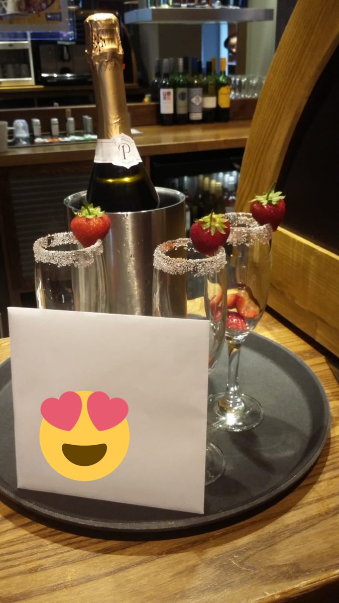 Well 2 weeks of family time ahead and can’t wait #Disney #Orlando but team L1 is still going strong with amazing guest scores and of course a wow! ☺️👍🏻☀️ <a href="/walmsley_andrea/">Andrea Massey</a> @MidlandssolusPi <a href="/kurtis_king1/">Kurtis King</a> <a href="/LiverpoolOnePI/">PI LCC Liverpool One</a> <a href="/SDEBDD/">simon ewins</a> @LeedsWhitehall