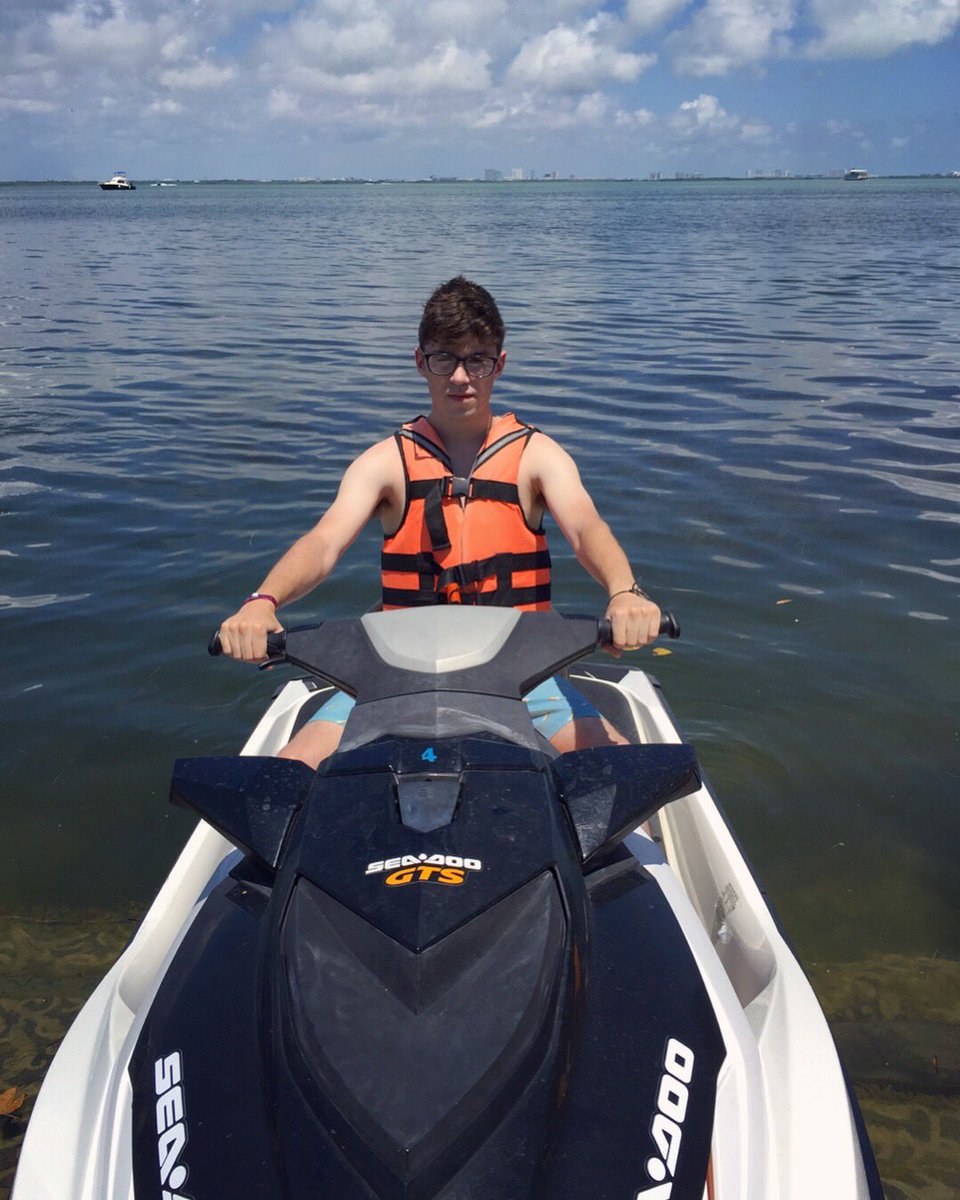 OceanRunnerTour's tweet photo. Departure from the tour at 12:00pm. βͺοΈ
βͺοΈ
βͺοΈ
#TheOceanRunnerTour #JungleTour #WaveRunner #Cancun #Extreme #Reef #Snorkel #BikiniFest #Riu #Cvc #Milan #SauPaulo #NewYork #Beautiful #Palace #FamilyGoals #FelizDomingo #MesaCentral #DiaDelNino #DiaMundialdelaFotografia https://t.co/kdh38cQO0s