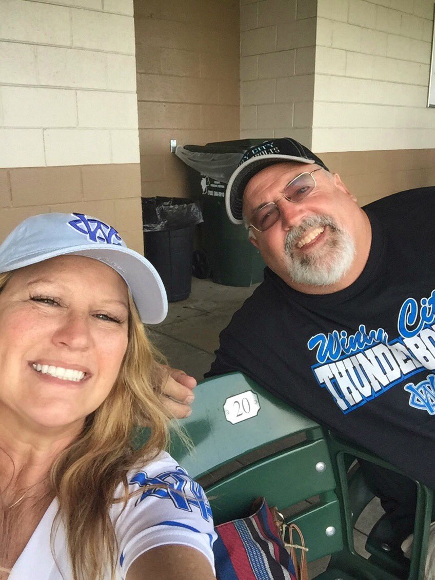 cartchick7's tweet photo. Watching Drew and the Windy City Thunderbolts ๐โพ๏ธ๐ฉ #proballlife LGBolts! https://t.co/pEfYKDdbDN