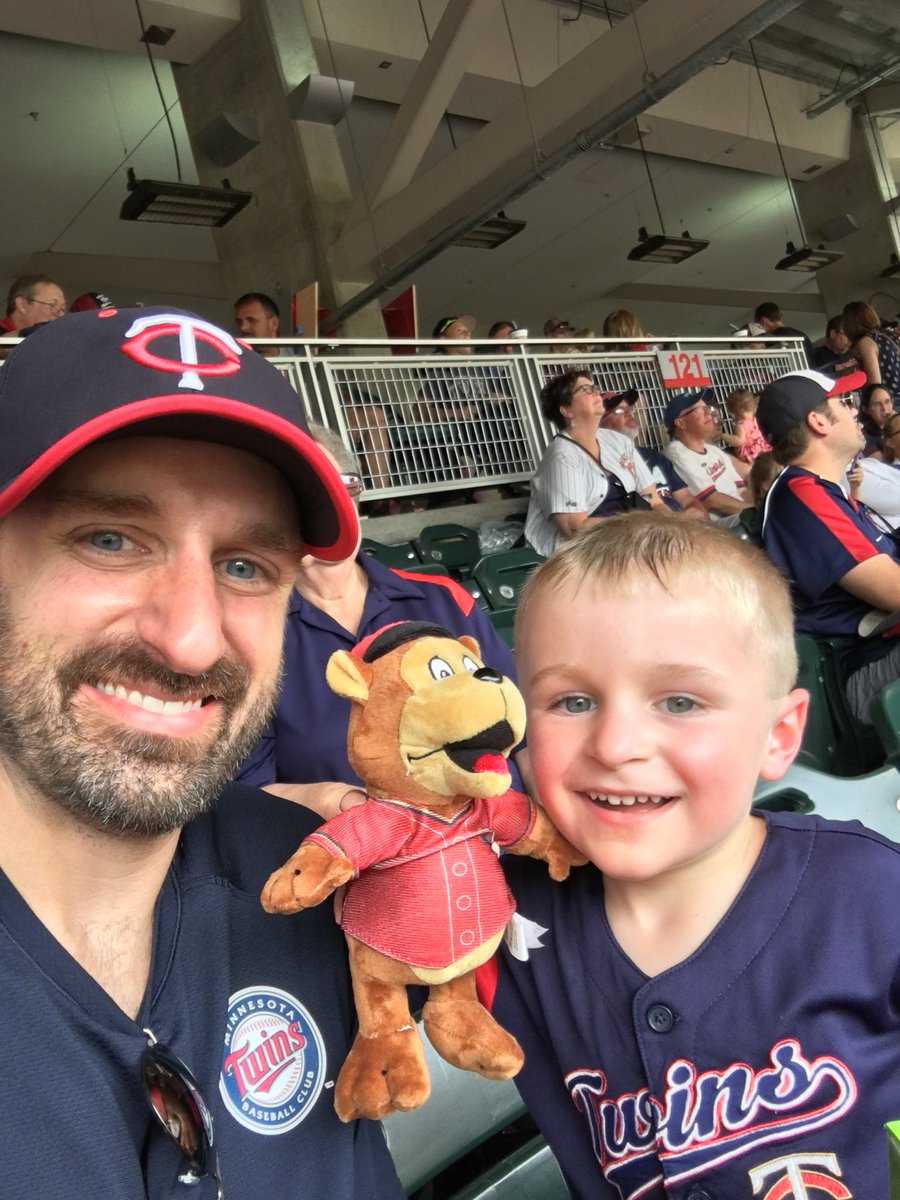 #twinspics