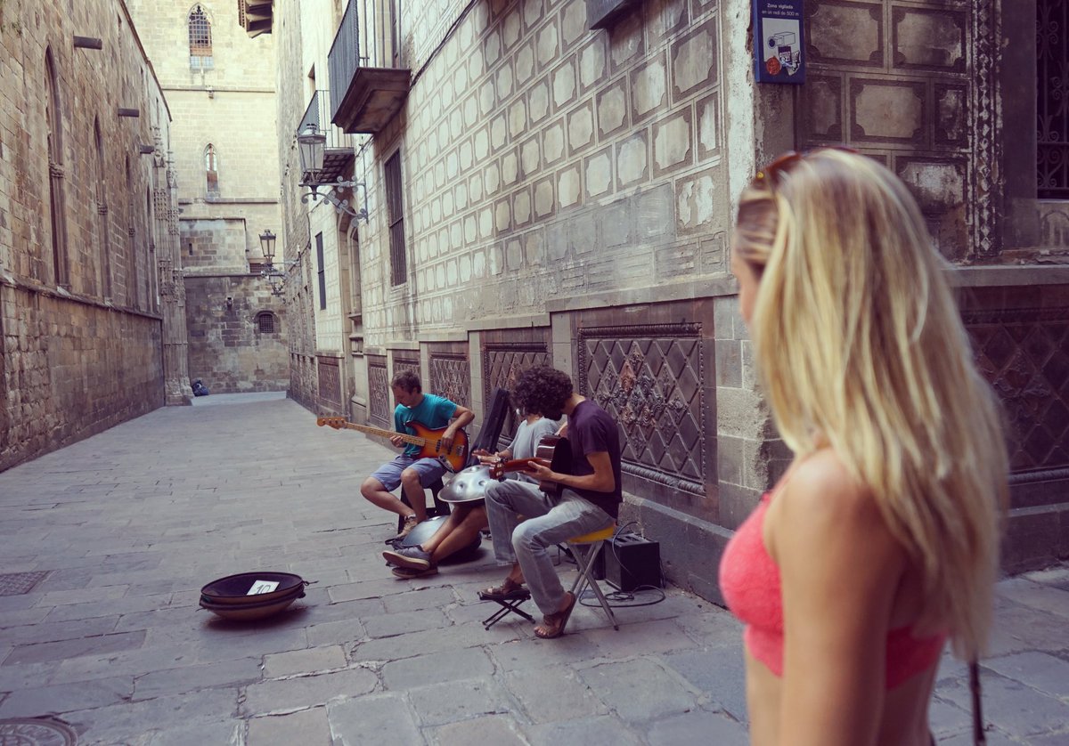 Jade_Geropp's tweet photo. « Il faut avoir une grande musique en soi si l’on veut faire danser la vie » 🎼✨Friedrich Nietzsche https://t.co/5rL2CSJ8pD