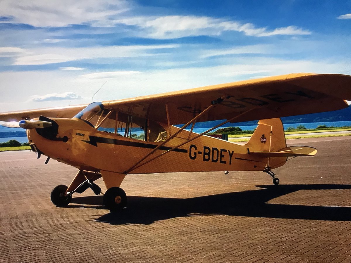 Totally enjoying Arthur Williams wonderful flying tour of #Britain Follow @Arthurvw1986 and some wonderful scenery! #FlyingAcrossBritain on <a href="/Channel4/">Channel 4</a> #87RT